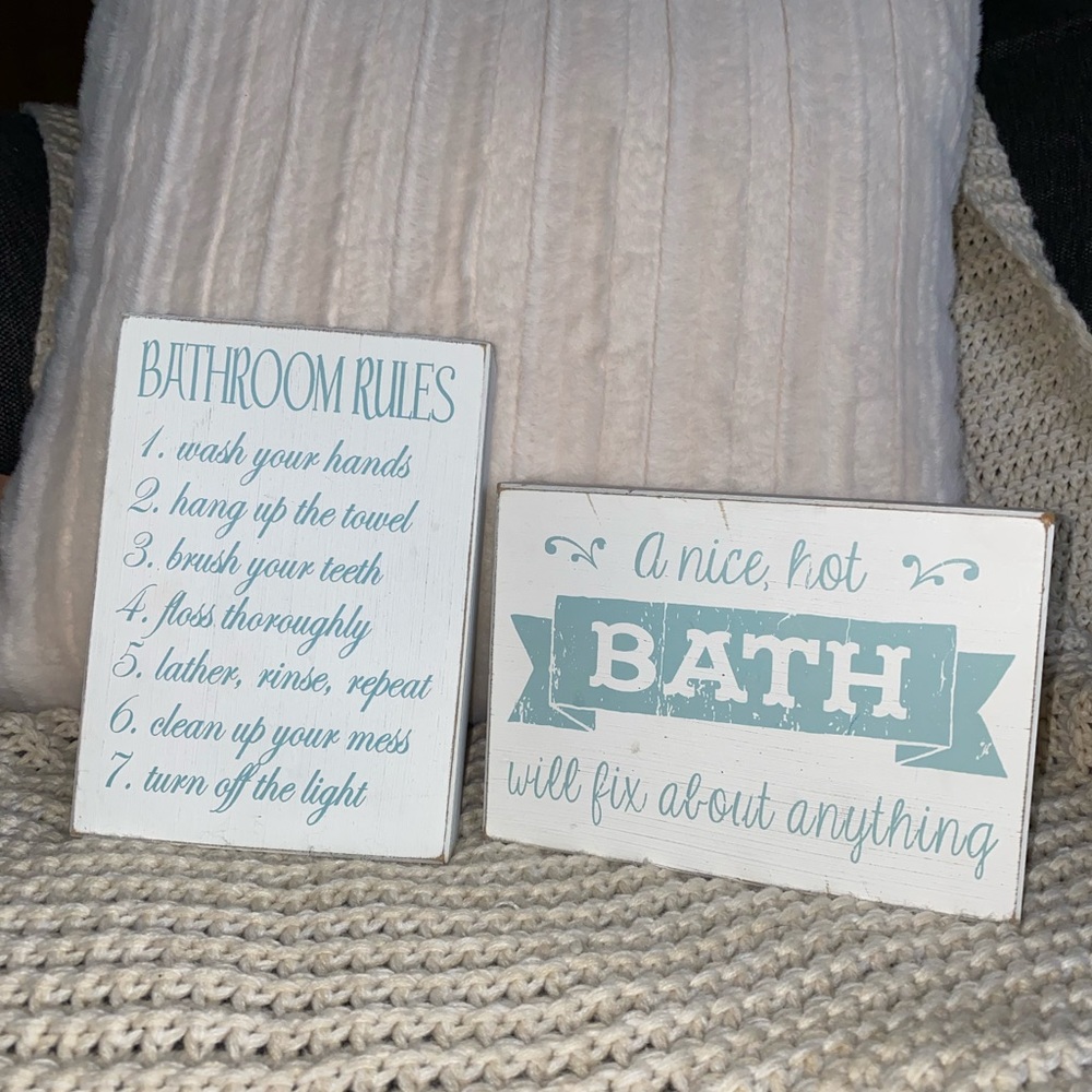 Bathroom decorative signs